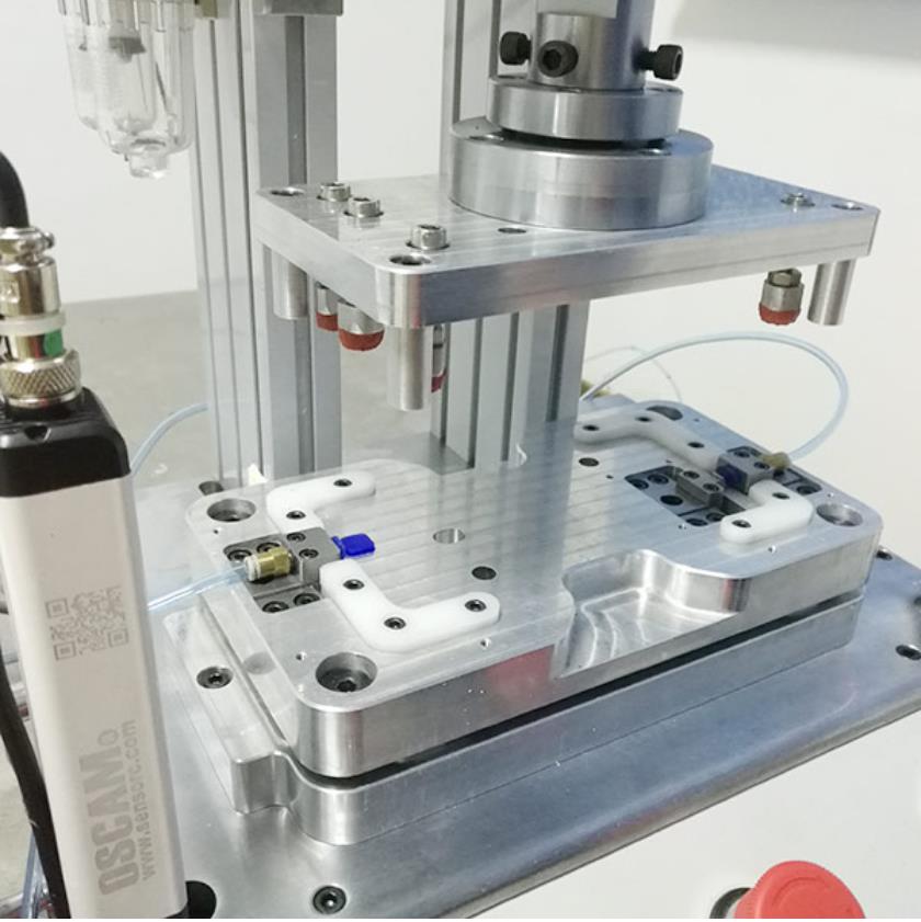 手机壳咪孔IP67防水测试